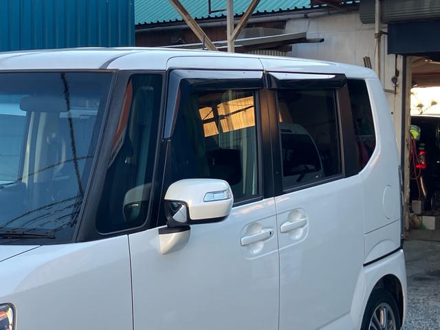 N-BOX 左側パワースライドドア ナビ フルセグTV ETC スマートキー エンジンプッシュスタート ベンチシート ABS Wエアバッグ(3枚目)