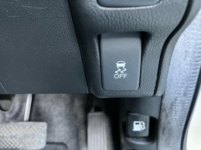 N-BOX 左側パワースライドドア ナビ フルセグTV ETC スマートキー エンジンプッシュスタート ベンチシート ABS Wエアバッグ(24枚目)