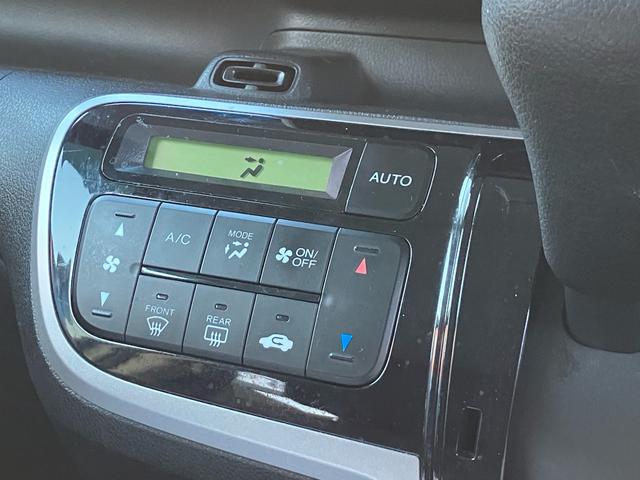 N-BOX 左側パワースライドドア ナビ フルセグTV ETC スマートキー エンジンプッシュスタート ベンチシート ABS Wエアバッグ(30枚目)