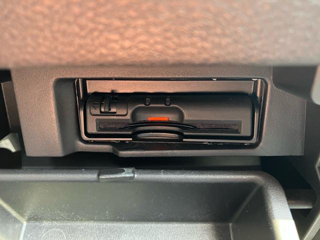 セレナ ハイウェイスター　８人乗り　エマージェンシーブレーキ　クルーズコントロール　シートカバー　ナビＴＶ　アラウンドビューモニター　フリップダウンモニター　Ｂｌｕｅｔｏｏｔｈ　ＤＶＤ　ブルーレイ　ドラレコ　インテリキー（22枚目）