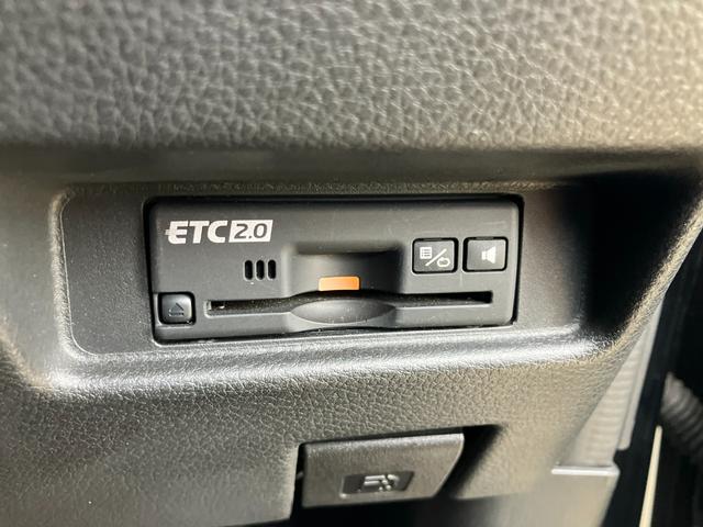 スペーシアカスタム ハイブリッドＸＳターボ　ドライブレコーダー　バックカメラ　両側電動スライドドア　ナビ　クリアランスソナー　オートクルーズコントロール　レーンアシスト　衝突被害軽減システム　オートライト　ＬＥＤヘッドランプ　スマートキー（11枚目）