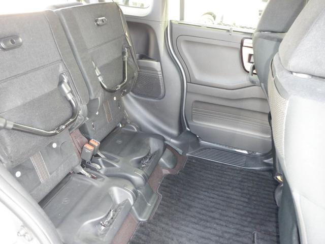 N-BOXカスタム G・Lホンダセンシング 純正ナビ・フルセグTV・バックカメラ・ETC・プッシュスタート・ドライブレコーダー・左パワースライドドア(12枚目)