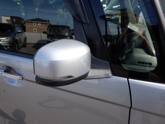 N-BOXカスタム G・Lホンダセンシング 純正ナビ・フルセグTV・バックカメラ・ETC・プッシュスタート・ドライブレコーダー・左パワースライドドア(25枚目)