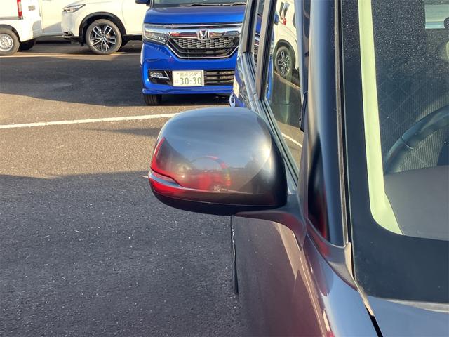 Ｎ－ＯＮＥ 　ＥＴＣ　バックカメラ　ナビ　ＴＶ　オートライト　スマートキー　アイドリングストップ　電動格納ミラー　ベンチシート　ＣＶＴ　ＡＢＳ　ＥＳＣ　ＣＤ　ＤＶＤ再生　ＵＳＢ　Ｂｌｕｅｔｏｏｔｈ　アルミホイール（25枚目）