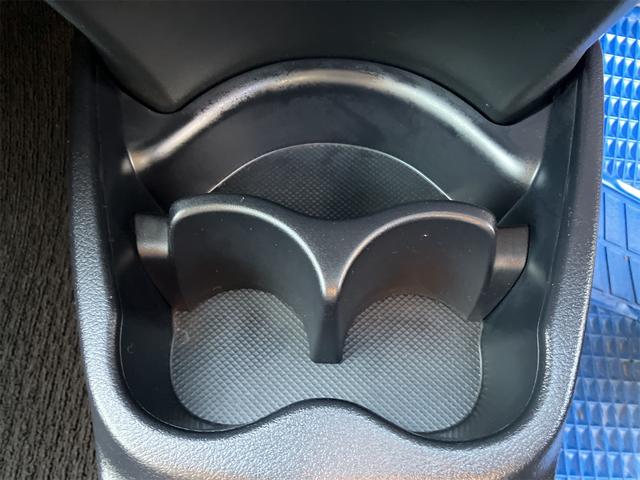 ヴィッツ １．３Ｆ　ＬＥＤエディション　ＥＴＣ　バックカメラ　ナビ　ＴＶ　クリアランスソナー　レーンアシスト　衝突被害軽減システム　オートマチックハイビーム　オートライト　ＬＥＤヘッドランプ　スマートキー　アイドリングストップ（42枚目）