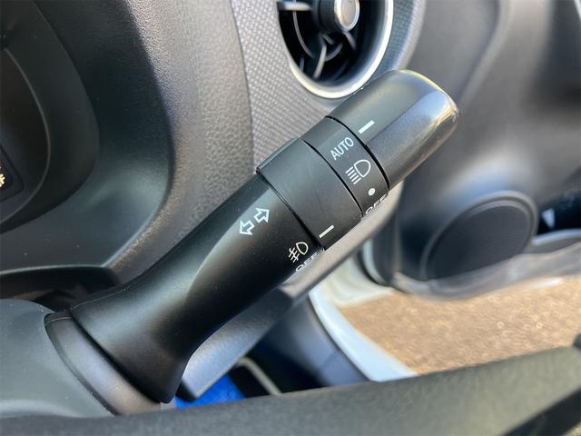 ヴィッツ １．３Ｆ　ＬＥＤエディション　ＥＴＣ　バックカメラ　ナビ　ＴＶ　クリアランスソナー　レーンアシスト　衝突被害軽減システム　オートマチックハイビーム　オートライト　ＬＥＤヘッドランプ　スマートキー　アイドリングストップ（54枚目）