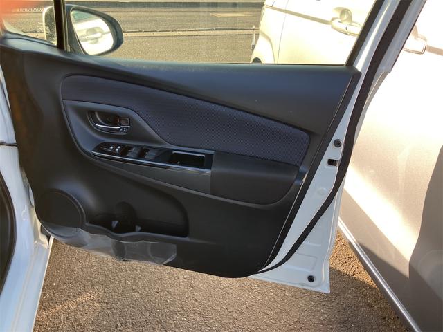 ヴィッツ １．３Ｆ　ＬＥＤエディション　ＥＴＣ　バックカメラ　ナビ　ＴＶ　クリアランスソナー　レーンアシスト　衝突被害軽減システム　オートマチックハイビーム　オートライト　ＬＥＤヘッドランプ　スマートキー　アイドリングストップ（57枚目）