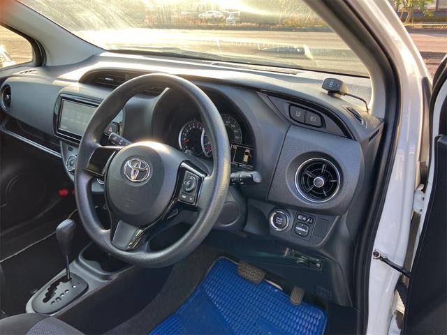 ヴィッツ １．３Ｆ　ＬＥＤエディション　ＥＴＣ　バックカメラ　ナビ　ＴＶ　クリアランスソナー　レーンアシスト　衝突被害軽減システム　オートマチックハイビーム　オートライト　ＬＥＤヘッドランプ　スマートキー　アイドリングストップ（58枚目）