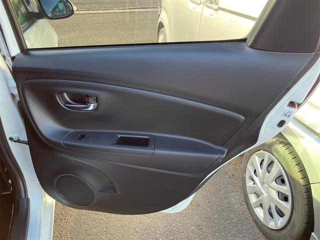 ヴィッツ １．３Ｆ　ＬＥＤエディション　ＥＴＣ　バックカメラ　ナビ　ＴＶ　クリアランスソナー　レーンアシスト　衝突被害軽減システム　オートマチックハイビーム　オートライト　ＬＥＤヘッドランプ　スマートキー　アイドリングストップ（62枚目）