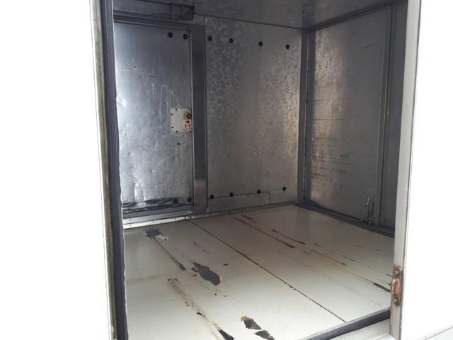 キャリイトラック 　冷蔵冷凍車　エアコン　５速ミッション車（18枚目）