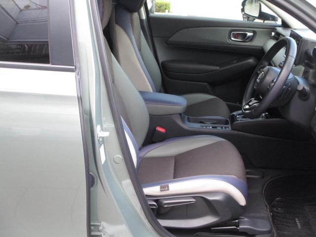 ヴェゼル ｅ：ＨＥＶＸ・ＨｕＮＴパッケージ　デモカーアップ　ホンダセンシング　Ｈｏｎｄａ　ＣＯＮＮＥＣＴ　Ｇａｔｈｅｒｓナビ　リアカメラｄｅあんしんプラス４　純正ドライブレコーダー　ＥＴＣ２０　パドルシフト　ＬＥＤヘッドライト　スマートキー（9枚目）