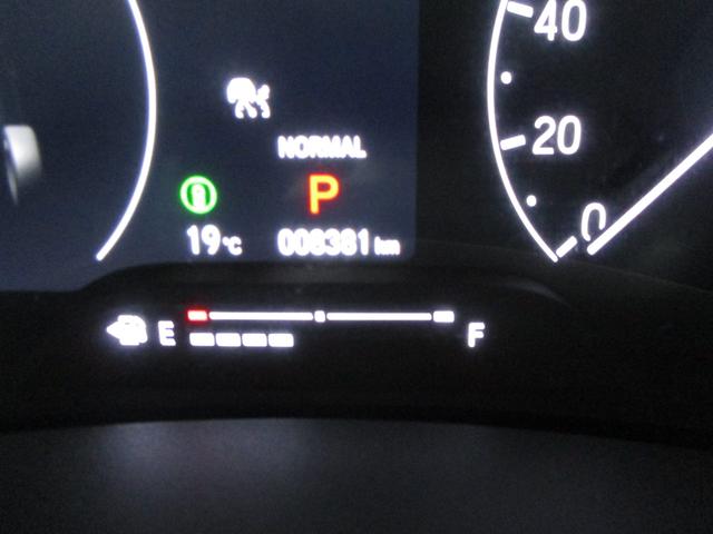 ヴェゼル ｅ：ＨＥＶＸ・ＨｕＮＴパッケージ　デモカーアップ　ホンダセンシング　Ｈｏｎｄａ　ＣＯＮＮＥＣＴ　Ｇａｔｈｅｒｓナビ　リアカメラｄｅあんしんプラス４　純正ドライブレコーダー　ＥＴＣ２０　パドルシフト　ＬＥＤヘッドライト　スマートキー（12枚目）