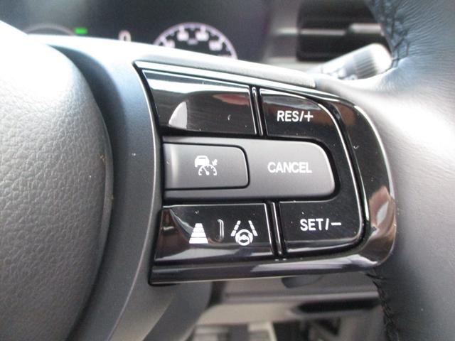 ヴェゼル ｅ：ＨＥＶＸ・ＨｕＮＴパッケージ　デモカーアップ　ホンダセンシング　Ｈｏｎｄａ　ＣＯＮＮＥＣＴ　Ｇａｔｈｅｒｓナビ　リアカメラｄｅあんしんプラス４　純正ドライブレコーダー　ＥＴＣ２０　パドルシフト　ＬＥＤヘッドライト　スマートキー（22枚目）