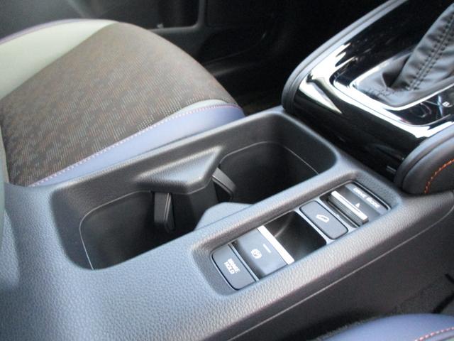 ヴェゼル ｅ：ＨＥＶＸ・ＨｕＮＴパッケージ　デモカーアップ　ホンダセンシング　Ｈｏｎｄａ　ＣＯＮＮＥＣＴ　Ｇａｔｈｅｒｓナビ　リアカメラｄｅあんしんプラス４　純正ドライブレコーダー　ＥＴＣ２０　パドルシフト　ＬＥＤヘッドライト　スマートキー（27枚目）