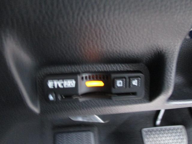 ヴェゼル ｅ：ＨＥＶＺ　ワンオーナー　ホンダセンシング　ＨｏｎｄａＣＯＮＮＥＣＴディスプレー　ＴＶ　Ｂｌｕｅｔｏｏｔｈ　バックカメラ　ＥＴＣ２．０　ワイヤレス充電器　シートヒーター　ステアリングヒーター　ＬＥＤヘッドライト（25枚目）