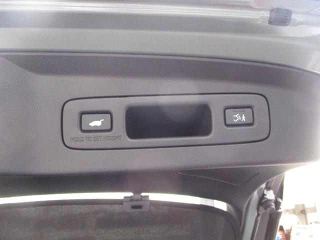ヴェゼル ｅ：ＨＥＶＺ　ワンオーナー　ホンダセンシング　ＨｏｎｄａＣＯＮＮＥＣＴディスプレー　ＴＶ　Ｂｌｕｅｔｏｏｔｈ　バックカメラ　ＥＴＣ２．０　ワイヤレス充電器　シートヒーター　ステアリングヒーター　ＬＥＤヘッドライト（28枚目）
