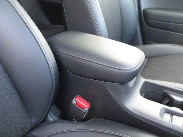 ヴェゼル ｅ：ＨＥＶＺ　ワンオーナー　ホンダセンシング　ＨｏｎｄａＣＯＮＮＥＣＴディスプレー　ＴＶ　Ｂｌｕｅｔｏｏｔｈ　バックカメラ　ＥＴＣ２．０　ワイヤレス充電器　シートヒーター　ステアリングヒーター　ＬＥＤヘッドライト（29枚目）