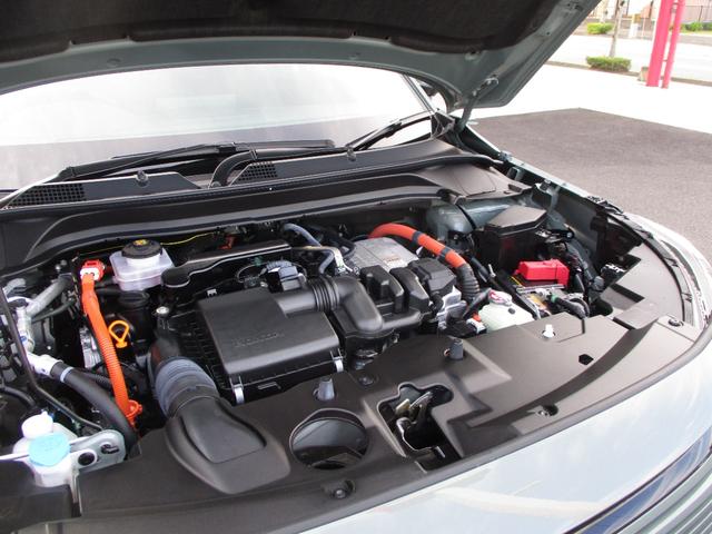 ヴェゼル ｅ：ＨＥＶＺ　ワンオーナー　ホンダセンシング　ＨｏｎｄａＣＯＮＮＥＣＴディスプレー　ＴＶ　Ｂｌｕｅｔｏｏｔｈ　バックカメラ　ＥＴＣ２．０　ワイヤレス充電器　シートヒーター　ステアリングヒーター　ＬＥＤヘッドライト（34枚目）