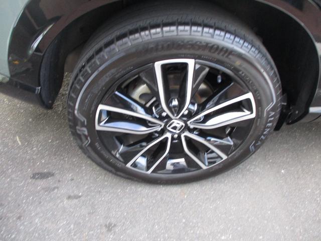 ヴェゼル ｅ：ＨＥＶＺ　ワンオーナー　ホンダセンシング　ＨｏｎｄａＣＯＮＮＥＣＴディスプレー　ＴＶ　Ｂｌｕｅｔｏｏｔｈ　バックカメラ　ＥＴＣ２．０　ワイヤレス充電器　シートヒーター　ステアリングヒーター　ＬＥＤヘッドライト（36枚目）