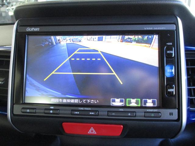 駐車に便利なカメラ付き