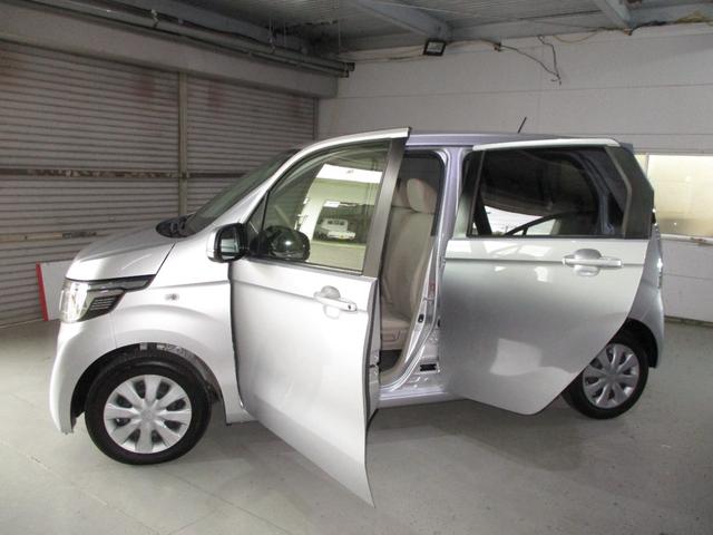 N-WGN G GathersCDデッキオートエアコンベンチシートスマートキープッシュスタートベンチシート車検令和8年6月走行距離は32291キロ スマートキーシステム AAC キーレスキー 運転席エアバック PW(6枚目)