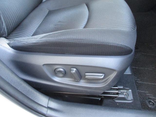 プリウス Ａ　ワンオーナー　トヨタＯＰナビ　　ＣＤ　ＴＶ　Ｂｌｕｅｔｏｏｔｈ　バックカメラ　ＥＴＣ　社外前後ドライブレコーダーＬＥＤオートヘッドライト　運転席パワーシート　オートエアコン　スマートキー　Ｂモニタ（25枚目）