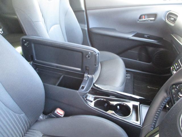 プリウス Ａ　ワンオーナー　トヨタＯＰナビ　　ＣＤ　ＴＶ　Ｂｌｕｅｔｏｏｔｈ　バックカメラ　ＥＴＣ　社外前後ドライブレコーダーＬＥＤオートヘッドライト　運転席パワーシート　オートエアコン　スマートキー　Ｂモニタ（26枚目）