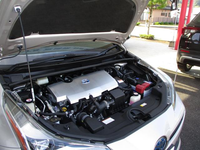 プリウス Ａ　ワンオーナー　トヨタＯＰナビ　　ＣＤ　ＴＶ　Ｂｌｕｅｔｏｏｔｈ　バックカメラ　ＥＴＣ　社外前後ドライブレコーダーＬＥＤオートヘッドライト　運転席パワーシート　オートエアコン　スマートキー　Ｂモニタ（30枚目）