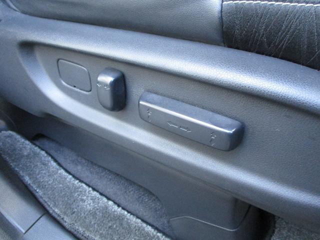 オデッセイ アブソルート・Xホンダセンシングアドバンスドパッケジ ホンダセンシング Hondaインターナビ 後席モニター マルチビューカメラETCLEDヘッドライト プレミアムクレードルシート コンフォートビューパッケージ 後席ロールサンシエイド 運転席パワーシート(30枚目)