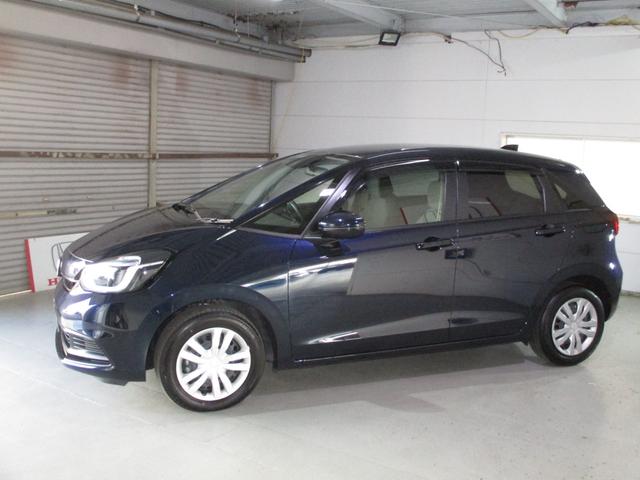 フィット e:HEVホーム HondaSENSING Honda CONNECTディスプレイ TV Bluetoot バックカメラ ETC2.0 LEDヘッドライト クルーズコントロール オートエアコン スマートキー キーレス(3枚目)