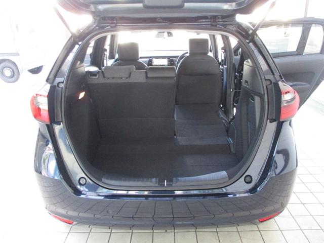 フィット e:HEVホーム HondaSENSING Honda CONNECTディスプレイ TV Bluetoot バックカメラ ETC2.0 LEDヘッドライト クルーズコントロール オートエアコン スマートキー キーレス(8枚目)