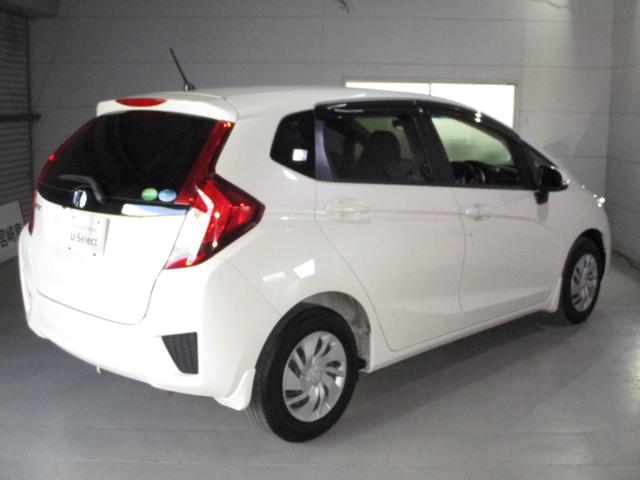 フィット 13G・Fパッケージ コンフォートエディション ワンオーナーGathersナビ Bluetooth バックカメラ ETC 社外ドライブレコーダー オートリトラミラー オートエアコン スマートキー プッシュスタート インテリキー 1オ-ナ- Rカメラ(4枚目)