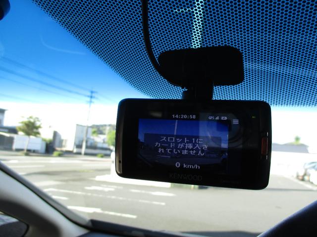 フィット 13G・Fパッケージ コンフォートエディション ワンオーナーGathersナビ Bluetooth バックカメラ ETC 社外ドライブレコーダー オートリトラミラー オートエアコン スマートキー プッシュスタート インテリキー 1オ-ナ- Rカメラ(20枚目)