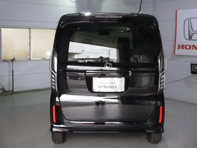 Ｎ－ＢＯＸカスタム Ｌスタイル＋ブラック　特別仕様車ＬＳＴＹＬＥ＋ＢＬＡＣホンダセンシングＧａｔｈｅｒｓＶＸＭ－２３４ＶＦＩＢｌｕｅｔｏｏｔｈバックカメラ両側電動スライドドアオートリトラミラーシートヒータースマートキー　禁煙　ＤＶＤ再生（6枚目）
