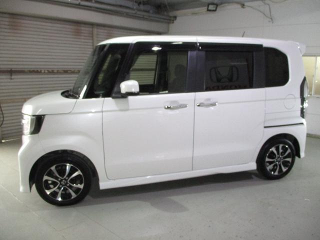N-BOXカスタム G・Lホンダセンシング ホンダセンシング Gathersナビ Bluetooth ミュージックラック バックカメラ 純正前後ドライブレコーダー シートヒーター 両側電動スライドドア LEDヘッドライト スマートキー キーレス(3枚目)