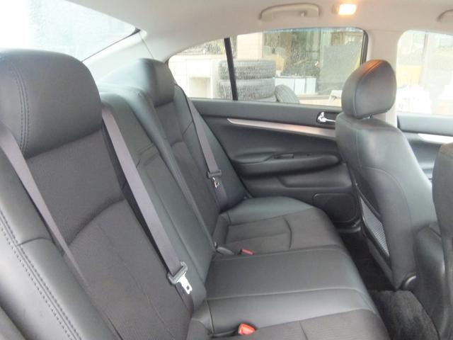 スカイライン 250GT 保証/ナビ/TV/ETC/ABS/サイドカメラ/バックカメラ/電動シート/エアバッグ/エアコン/パワーステアリング/パワーウィンドウ/エアバッグ/キーレス/スマートキー/プッシュスタート(13枚目)