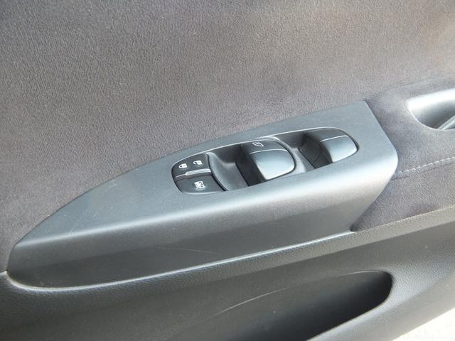 シルフィ G 保証/ナビ/TV/ETC/ABS/バックカメラ/ドライブレコーダー/エアコン/パワーステアリング/パワーウィンドウ/エアバッグ/助手席エアバック/キーレス/スマートキー/プッシュスタート(16枚目)