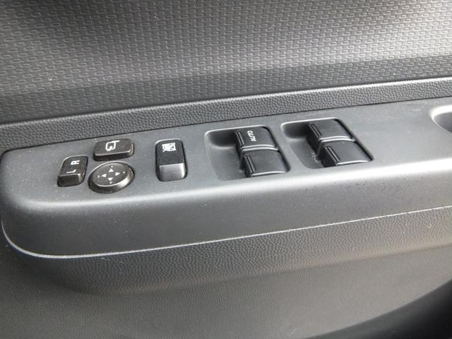 アルトラパン X 保証/ABS/キーレス/スマートキー/プッシュスタート/エアバッグ/助手席エアバック/エアコン/パワーステアリング/パワーウィンドウ/盗難防止システム/ベンチシート/CD/純正アルミ(18枚目)