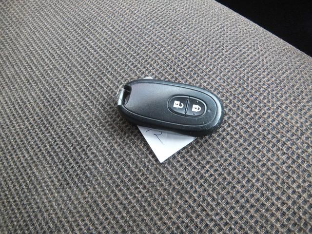 アルトラパン X 保証/ABS/キーレス/スマートキー/プッシュスタート/エアバッグ/助手席エアバック/エアコン/パワーステアリング/パワーウィンドウ/盗難防止システム/ベンチシート/CD/純正アルミ(24枚目)