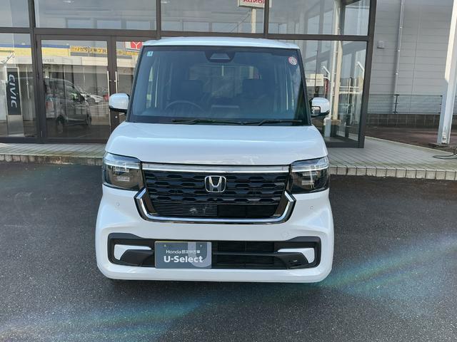 Ｎ－ＢＯＸカスタム ベースグレード　ＨｏｎｄａＳＥＮＳＩＮＧ／ＨｏｎｄａＣＯＮＮＥＣＴｆｏｒＧａｔｈｅｒｓナビ／リア左側パワースライドドア／運転席＆助手席シートヒーター／オートリトラミラー／１４インチアルミホイール（2枚目）