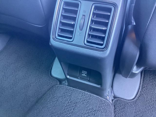 ＷＲ－Ｖ Ｚ＋ブラックスタイル　ＨｏｎｄａＳＥＮＳＩＮＧ／ＨｏｎｄａＧａｔｈｅｒｓナビ／ＬＥＤフォグライト／本革巻ステアリングホイール＋セレクトレバー／リアセンターアームレスト（ドリンクホルダー付）／１７インチアルミホイール（26枚目）