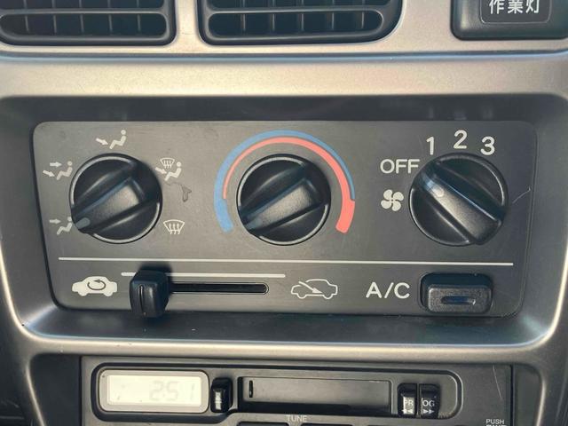 アクティトラック タウン ワンオーナー 5速MT キーレスエントリー エアコン 運転席エアバッグ(4枚目)