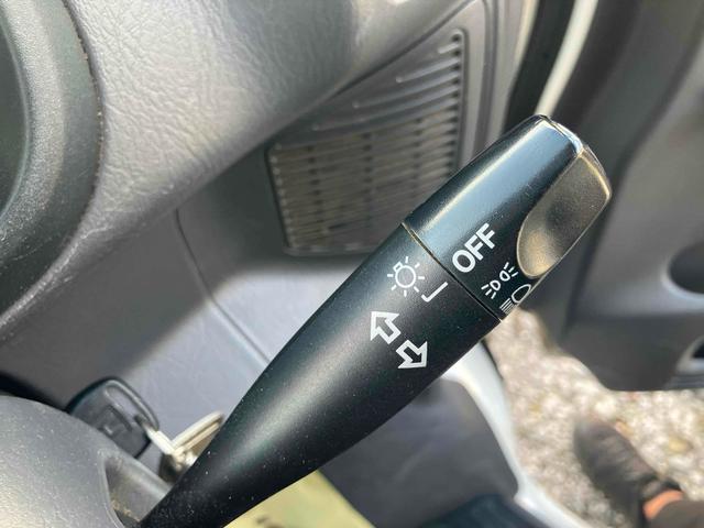 アクティトラック タウン ワンオーナー 5速MT キーレスエントリー エアコン 運転席エアバッグ(7枚目)