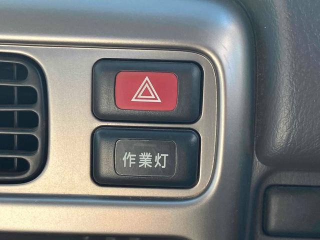 アクティトラック タウン ワンオーナー 5速MT キーレスエントリー エアコン 運転席エアバッグ(9枚目)