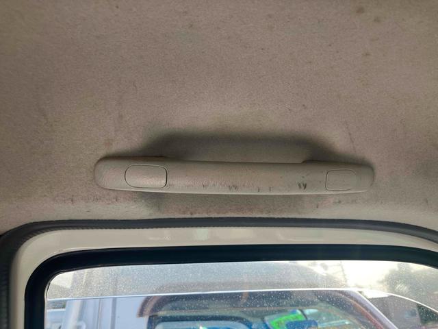 アクティトラック タウン ワンオーナー 5速MT キーレスエントリー エアコン 運転席エアバッグ(44枚目)