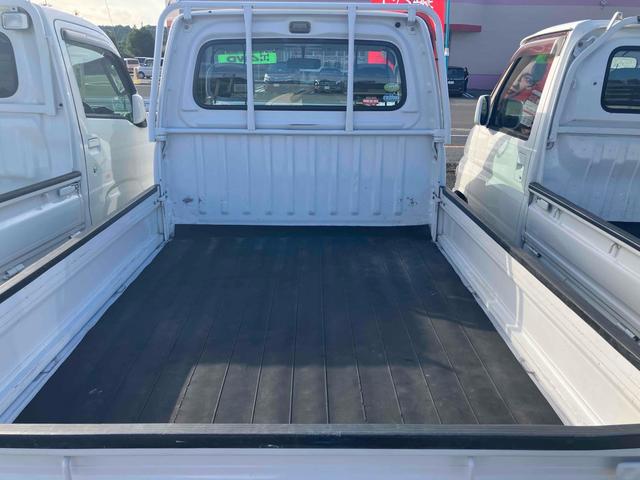 ご覧いただきありがとうございます♪気になったお車がありましたらお気軽にお電話をください♪