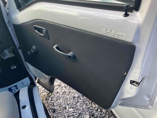 この度は当店のお車をご覧になっていただき、誠にありがとうございます。じっくり現車確認して頂けるよう、ご準備を致します!