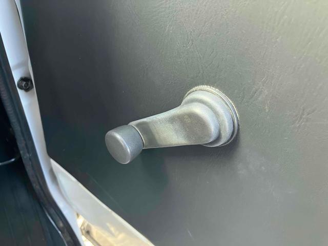 すぐにご来店頂けない場合や遠方にお住まいの方、車両状態の詳細が知りたい方はお気軽にご連絡下さい♪