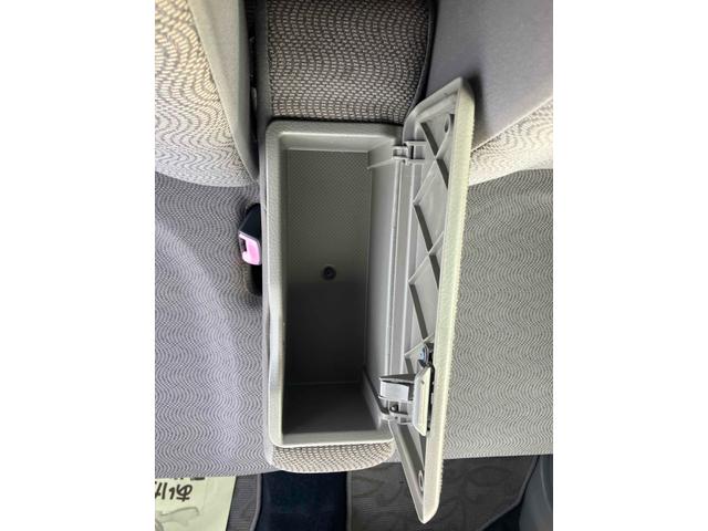 タント X 電動スライドドア ナビ TV スマートキー 電動格納ミラー ベンチシート CVT 盗難防止システム ABS CD DVD再生 衝突安全ボディ エアコン パワーステアリング パワーウィンドウ(61枚目)