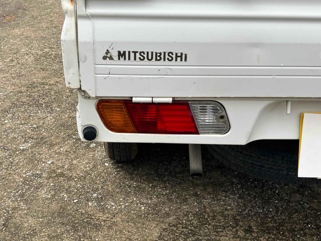 ミニキャブトラック ＶＸ－ＳＥ　４ＷＤ　軽トラック　５速マニュアル車　エアコン　パワーステアリング　最大積載量３５０ｋｇ　三方開（22枚目）
